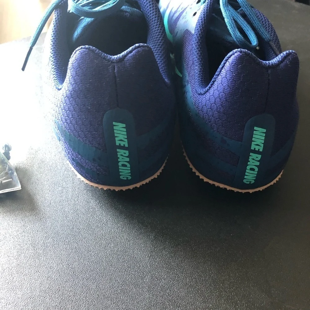 Nike zoom rival